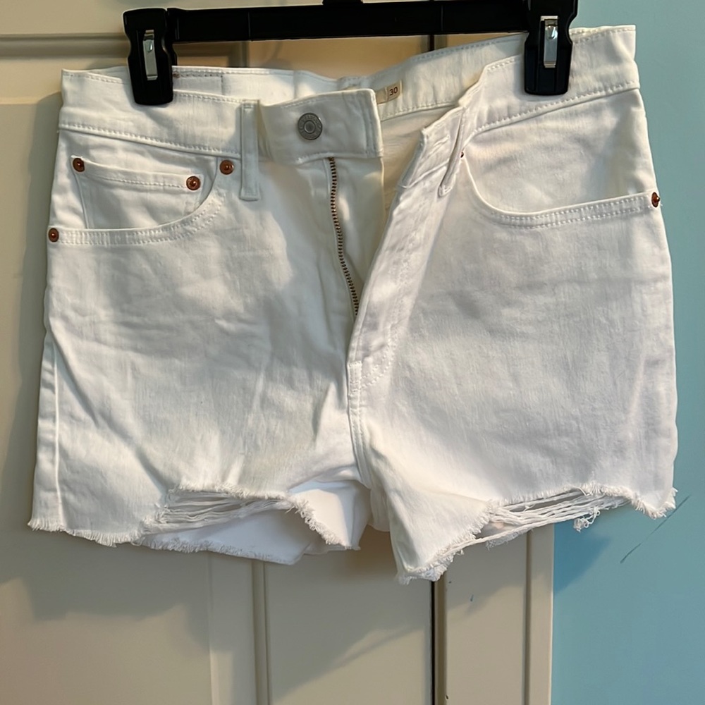LEVI White jeans shorts